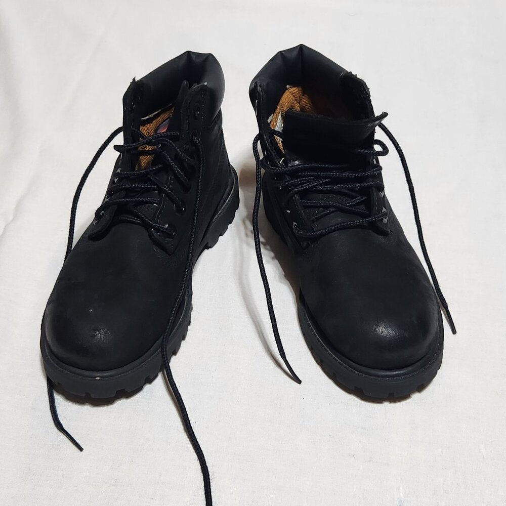 Timberland Girls’ Black 6-Inch Boots – Size 11W